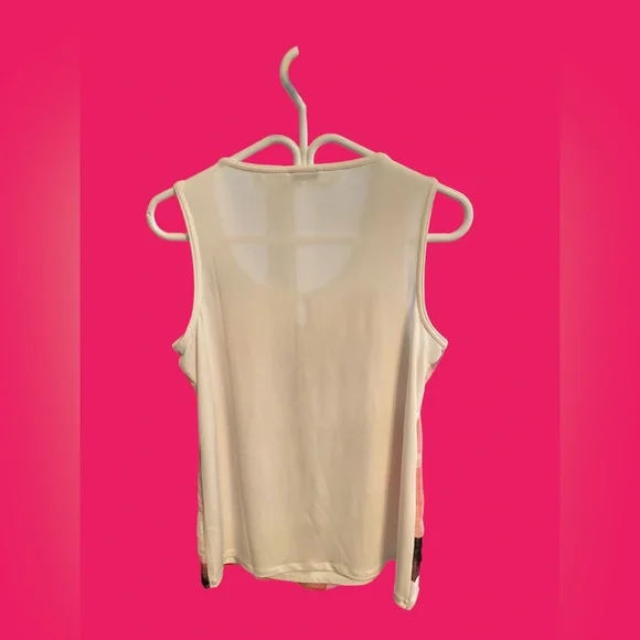 Ricki’s - Picture 2 of 2